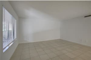 6900 SW 39th St, Davie, FL 33314, Sold 01/20/23