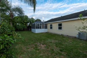 7810  Ridgewood Dr, Lake Worth Beach, FL 33467 Sold 03/01/23