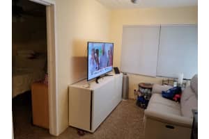 725 SW 2 Ct, Fort Lauderdale, FL 33312 Sold 01/30/23