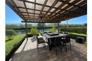 157  Cameron Dr, Weston, FL 33326 Sold 02/06/23