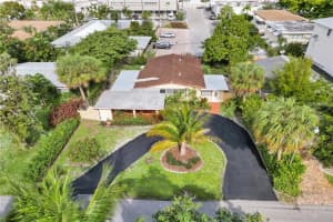 2041 NE 30th St, Fort Lauderdale, FL 33306 Sold 02/17/23