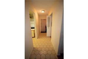 7340 Lake Cir Dr, Margate, FL 33063, Sold 01/27/23