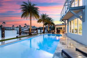 1924  Sunrise Key Blvd, Fort Lauderdale, FL 33304 Sold 05/22/23
