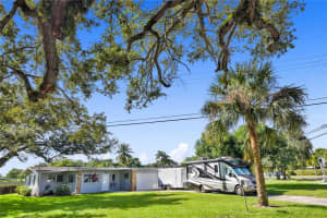 2407  Flamingo Ln, Fort Lauderdale, FL 33312 Sold 01/18/23