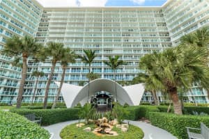 333 NE 21st Ave, Deerfield Beach, FL 33441, Sold 02/27/23