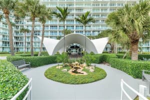 333 NE 21st Ave, Deerfield Beach, FL 33441, Sold 02/27/23