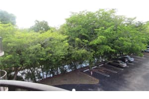 2771 Riverside Dr, Coral Springs, FL 33065, Sold 01/18/23