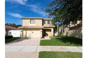 100 SW 206th Ave, Pembroke Pines, FL 33029, Sold 01/12/23