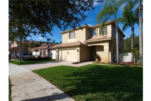 100 SW 206th Ave, Pembroke Pines, FL 33029, Sold 01/12/23