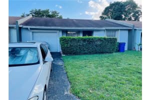 5590 Lakewood Cir S, Margate, FL 33063, Sold 04/19/23