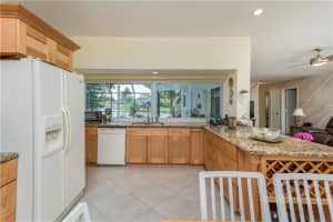 10668 NW 6th St, Coral Springs, FL 33071 Sold 01/31/23