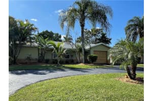 10504 NW 80th Ct, Tamarac, FL 33321 Sold 01/09/23