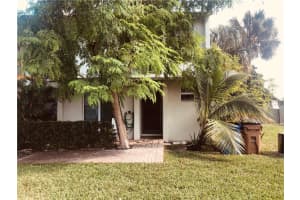 818  Crystal Lake Dr   818, Deerfield Beach, FL 33064 Sold 03/16/23