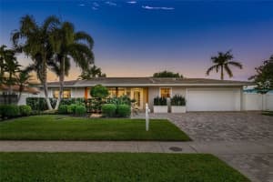 2760 NE 48th St, Lighthouse Point, FL 33064 Sold 02/08/23