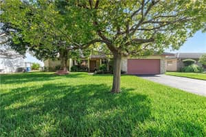 679 NW 100th Ln, Coral Springs, FL 33071 Sold 01/30/23