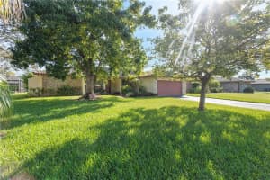 679 NW 100th Ln, Coral Springs, FL 33071 Sold 01/30/23
