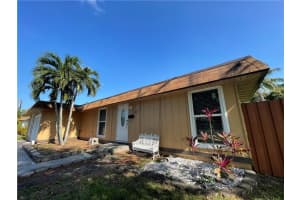 7822 NW 68th Ter, Tamarac, FL 33321 Sold 01/30/23