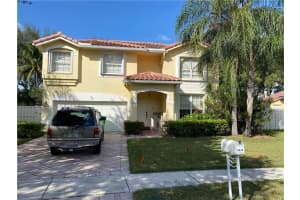 2449 NW 139th Ave, Sunrise, FL 33323 Sold 04/19/23