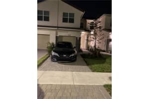 4319 Lago Dr, Lighthouse Point, FL 33064, Sold 04/07/23
