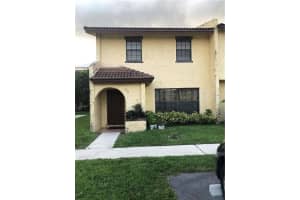 2727 NW 47th Ln   2727, Lauderdale Lakes, FL 33313 Sold 05/12/23