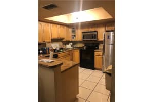 2727 NW 47th Ln   2727, Lauderdale Lakes, FL 33313 Sold 05/12/23