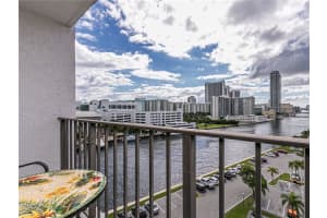 400  Leslie Dr   916, Hallandale Beach, FL 33009 Sold 03/13/23