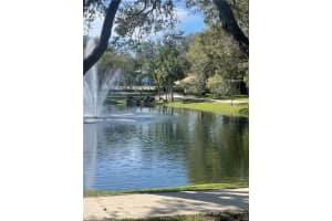 2717 N Oakland Forest Dr, Oakland Park, FL 33309, Sold 02/24/23
