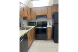2717 N Oakland Forest Dr, Oakland Park, FL 33309, Sold 02/24/23