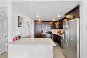 18061  Biscayne Blvd   803, Aventura, FL 33160 Sold 04/25/23