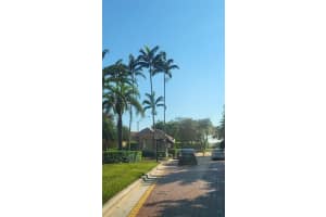 10518 SW 24th St, Miramar, FL 33025 Sold 05/05/23