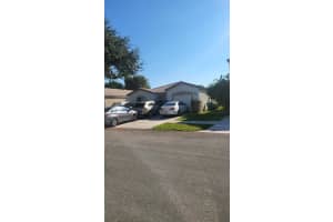 10518 SW 24th St, Miramar, FL 33025 Sold 05/05/23