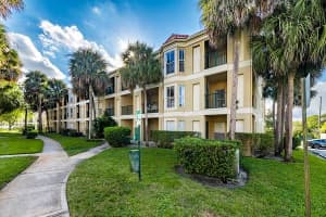 977  Riverside Dr   220, Coral Springs, FL 33071 Sold 01/25/23