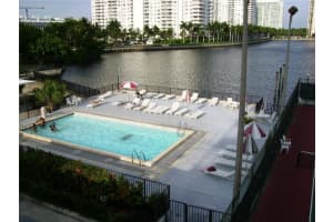 2780 NE 183rd St, Aventura, FL 33160, Sold 02/15/23