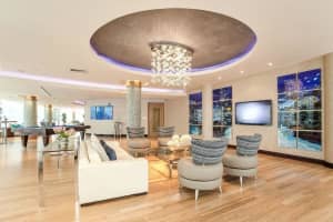 253 NE 2nd St   421, Miami, FL 33132 Sold 06/14/23