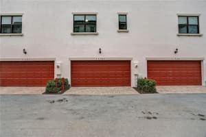 11751 SW 13th Ct, Pembroke Pines, FL 33025 Sold 02/14/23