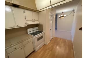 649 W Oakland Park Blvd, Wilton Manors, FL 33311, Sold 04/03/23