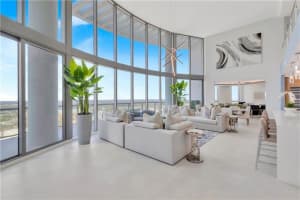 100 E Las Olas Blvd, Fort Lauderdale, FL 33301, Sold 05/18/23