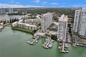18011 Biscayne Boulevard 1605-1, Aventura, Fl 33160 Aventura, FL 33160 Sold 03/17/23