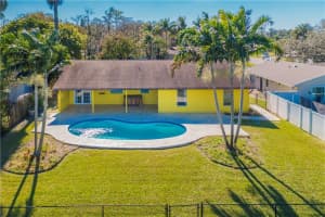 57  Sparrow Dr Royal Palm Beach, FL 33411 Sold 03/01/23