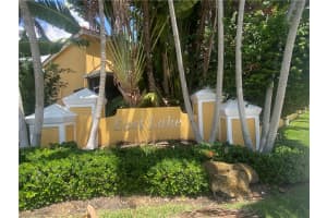 1762 E Trafalgar Cir Hollywood, FL 33020 Sold 02/13/23