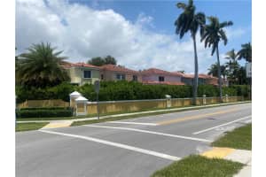 1762 E Trafalgar Cir Hollywood, FL 33020 Sold 02/13/23