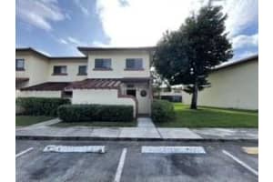 8860 NW 47th St, Sunrise, FL 33351, Sold 02/24/23