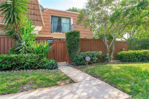 2963 N Waterford Dr   2963 Deerfield Beach, FL 33442 Sold 01/27/23