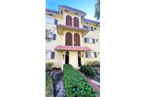 257 S Cypress Rd   414 Pompano Beach, FL 33060 Sold 02/16/23