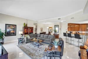 2617 Ne 14th Ave   507 Wilton Manors, FL 33334 Sold 02/24/23