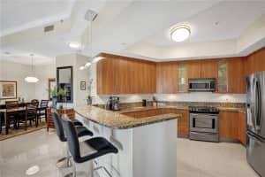 2617 Ne 14th Ave   507 Wilton Manors, FL 33334 Sold 02/24/23