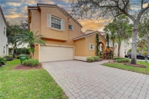 7538 Nw 17th Dr Pembroke Pines, FL 33024 Sold 06/28/23