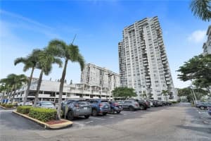 2750 NE 183rd St, Aventura, FL 33160, Sold 03/31/23