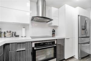 2750 Ne 183rd St   609 Aventura, FL 33160 Sold 05/31/23