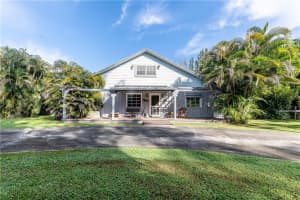 14201 SW 24th St, Davie, FL 33325, Sold 01/24/23